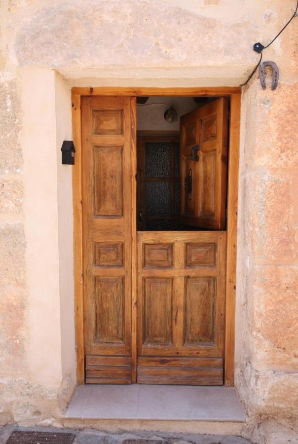 Wabisabi Townhouse Villa Montejo de la Vega de la Serrezuela Exterior photo
